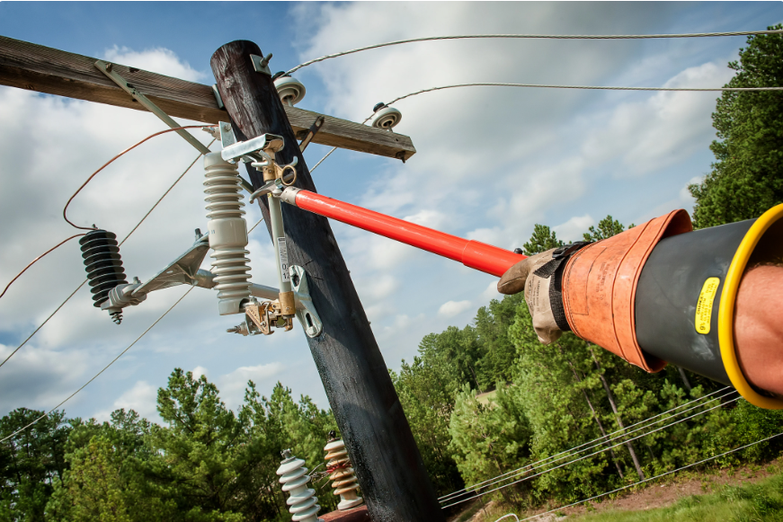 Trabajo eléctrico en terreno 2
