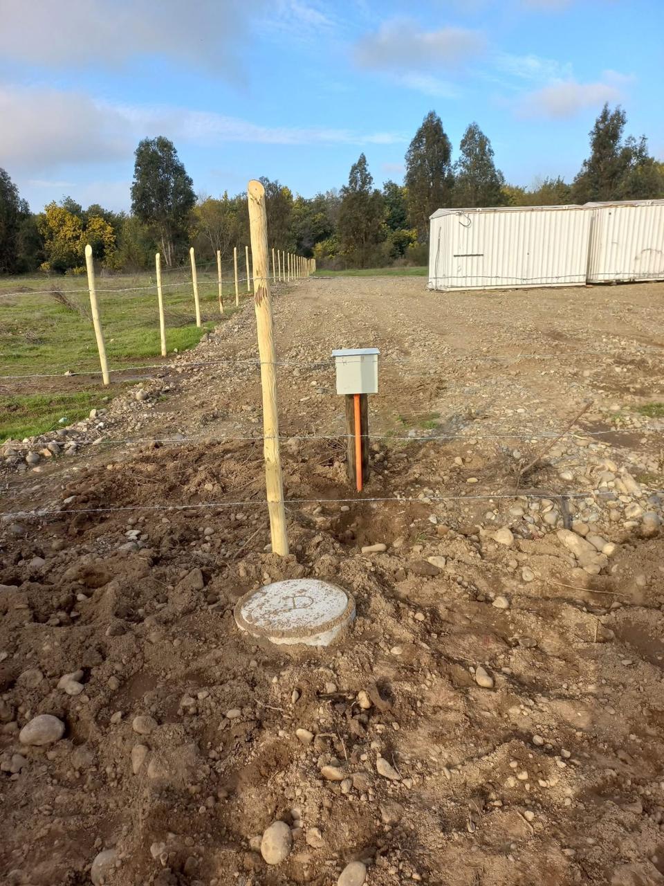 Trabajo eléctrico en terreno 18