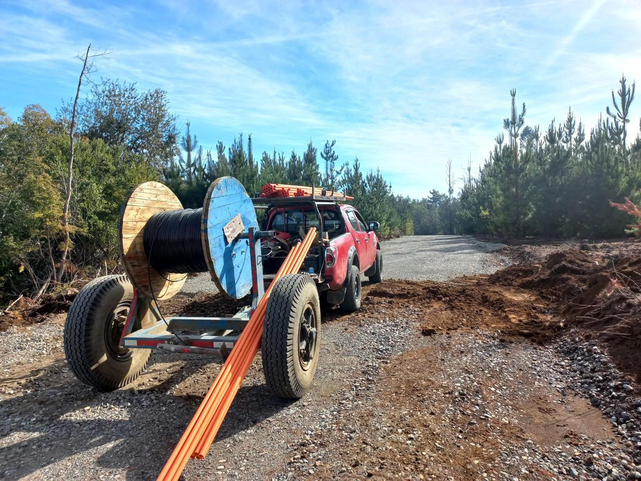 Trabajo eléctrico en terreno 23