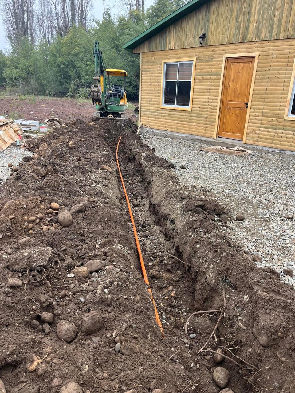 Trabajo eléctrico en terreno 35